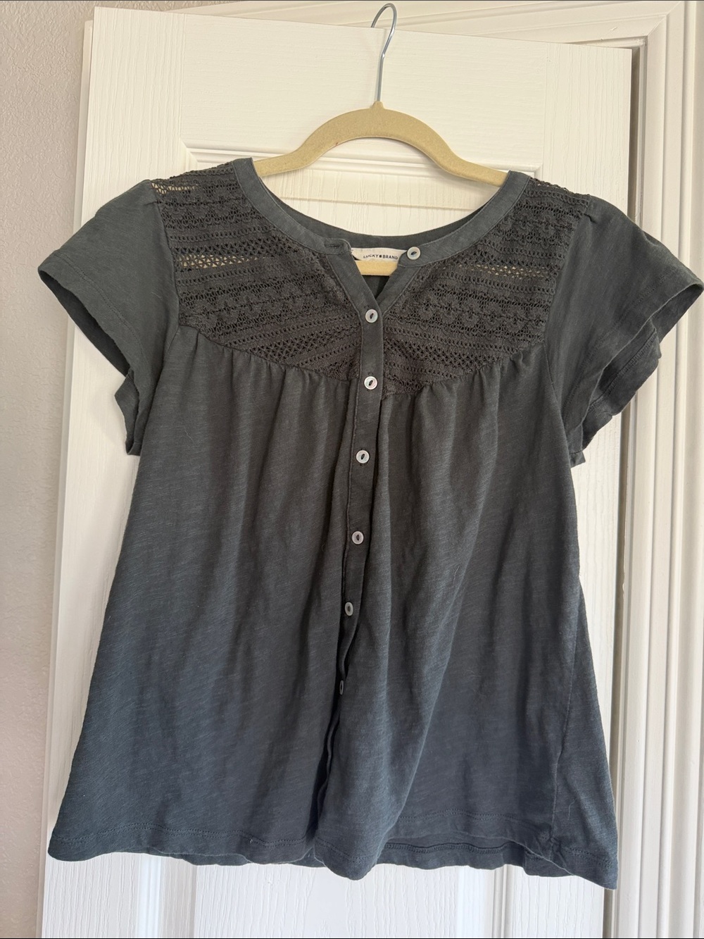 Lucky Brand Charcoal Gray Crochet Yoke Button-Down Top Size Small